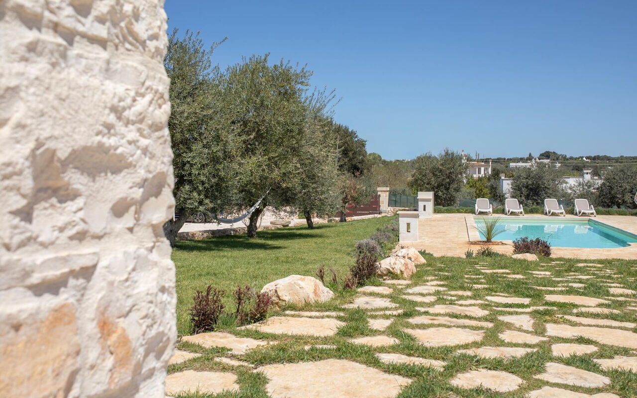 Villa Calanthia: bassin, Extérieur, Extérieurs, Jardin
