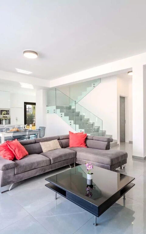 By the Beach - Aura Villa: Salon