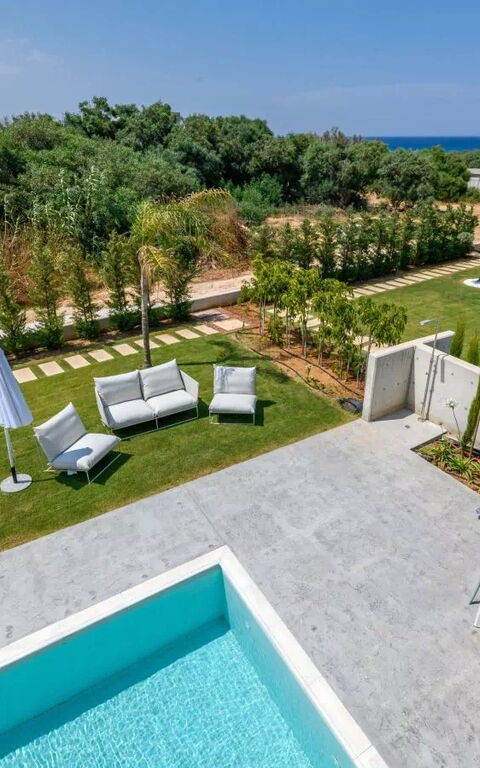 By the Beach - Blue Topaz Villa: bassin, Extérieur, Extérieurs, Jardin