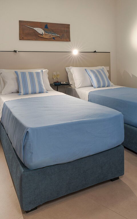 La Prua Apartament: chambre à coucher