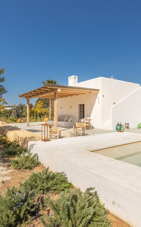 Villa Panacea: Balcon / Terrasse / Patio, bassin, Extérieur, Extérieurs, Jardin