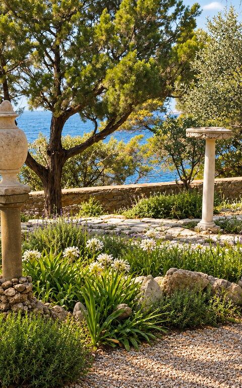 Roc Villa: Extérieur, Extérieurs, Jardin, Vues