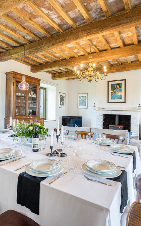 Villa a Casa di Giovanni: Salle à manger, Salon