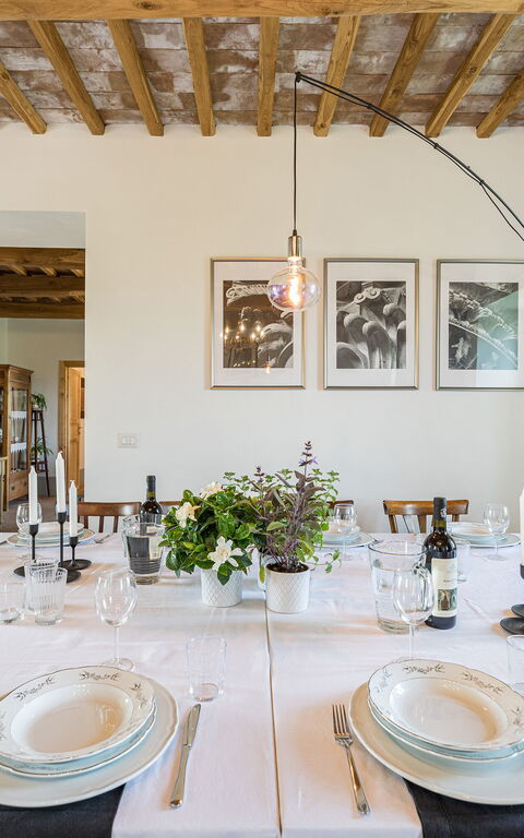 Villa a Casa di Giovanni: Salle à manger, Salon