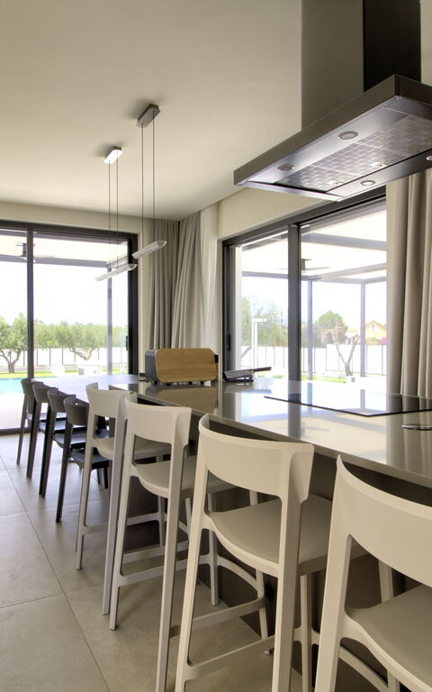Villa Watanave: Salle à manger