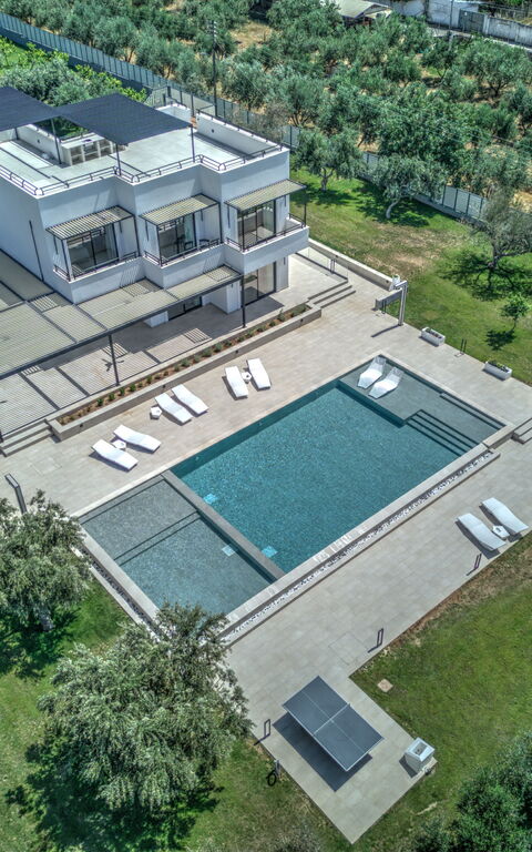 Villa Watanave: bassin, Été, Extérieur, Extérieurs, Jardin, Printemps, Vues