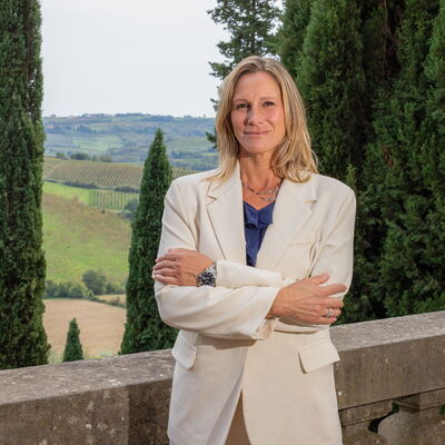 Valentina Nardi, ORGANISATEUR D'ÉVÉNEMENTS ET DE SERVICES